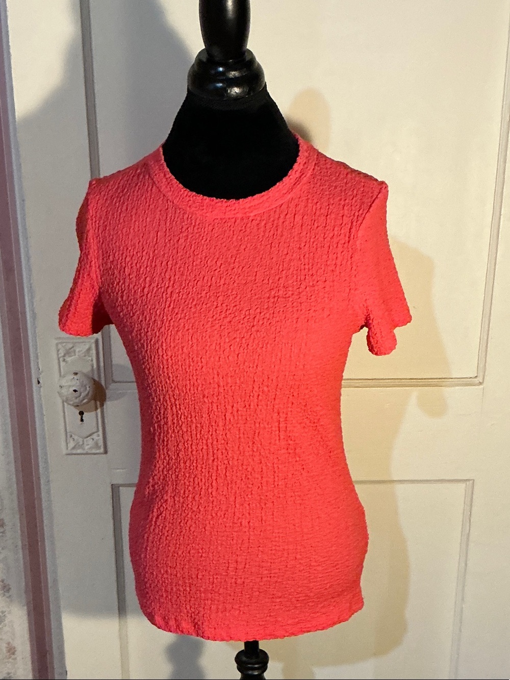 Time and Tru Coral Textured Short Sleeve Top